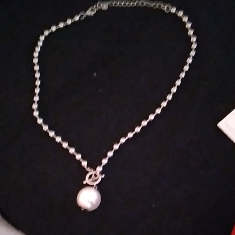Source Unknown Silver Necklace with Pearl Charm